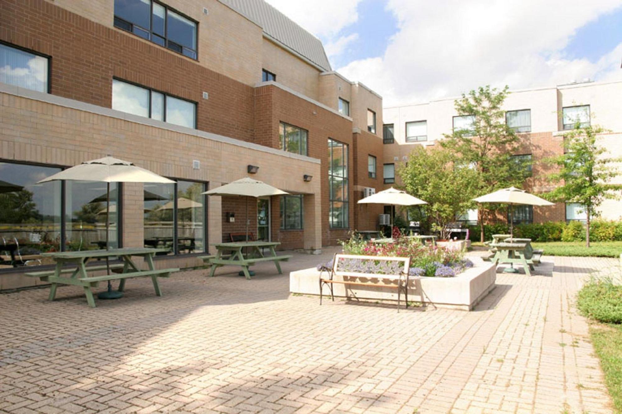 Residence & Conference Centre - King City Kültér fotó
